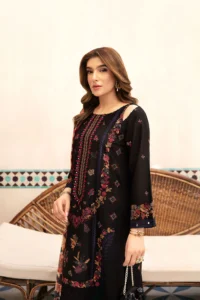 LLEC 05 | 3PC Luxury Lawn - Image 3