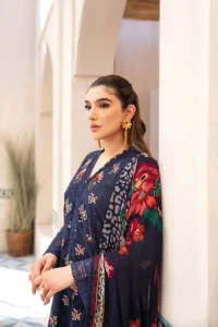 LLEC 07 | 3PC Luxury Lawn - Image 3