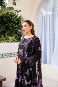 LLEC 01 | 3PC Luxury Lawn - Image 3